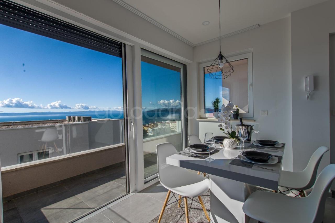 Luxury Apartment Sofia -Free Beach Parking Makarska Exterior photo